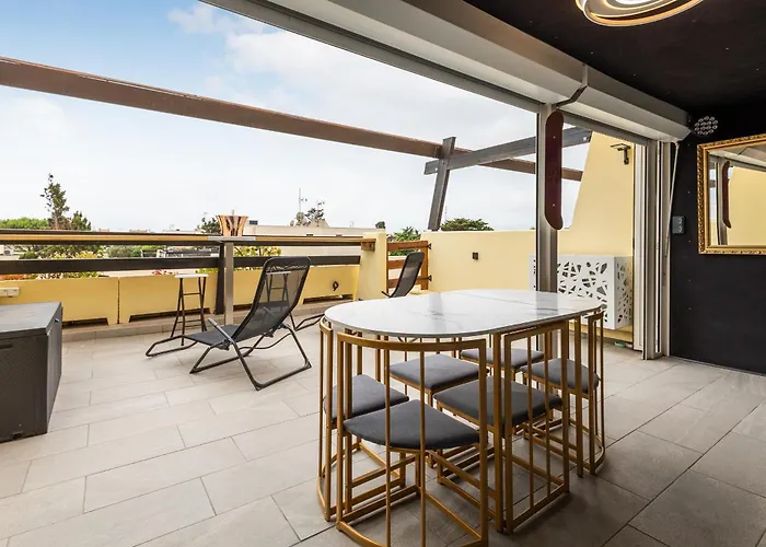 Bacarrat Coursive Port Nature * Agde